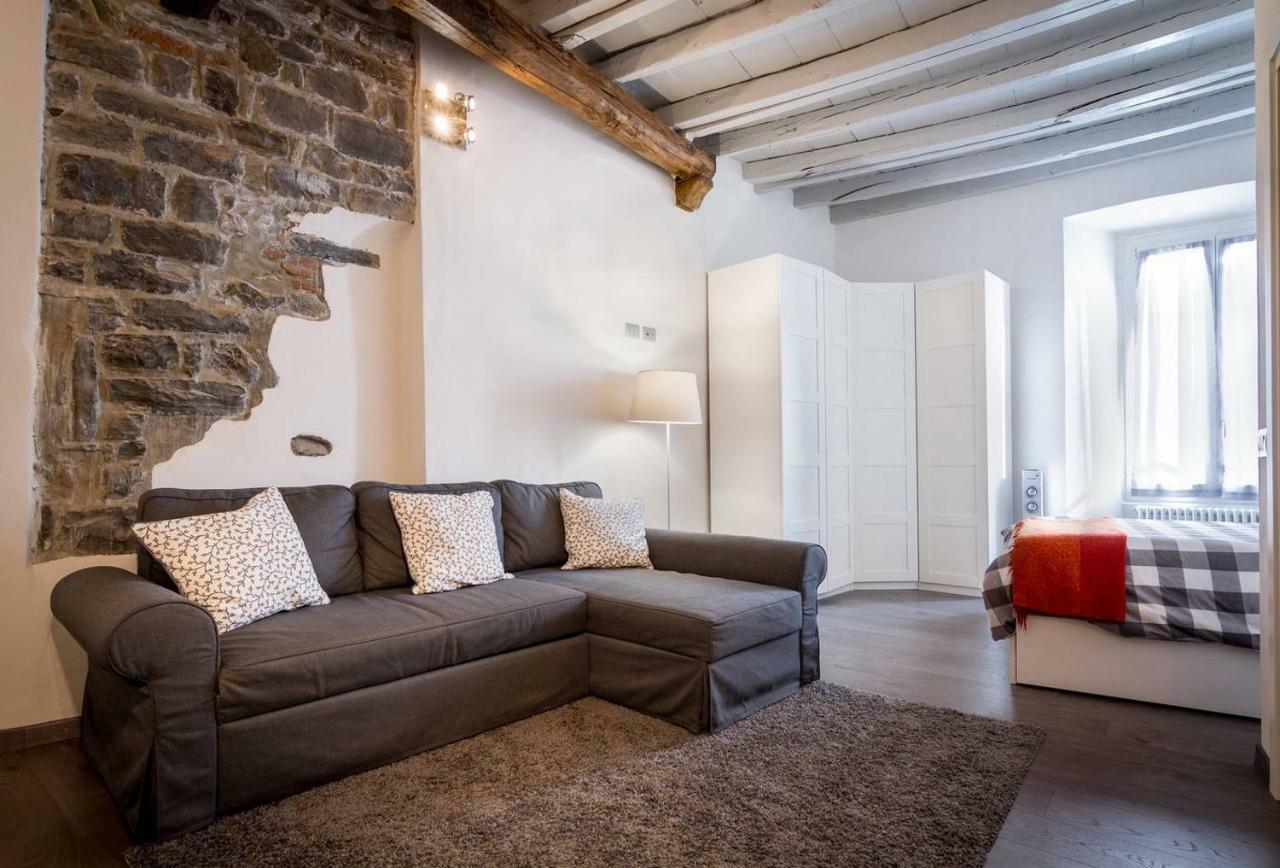 Apartamento Joivy Chic Studio In Como Centre Exterior foto