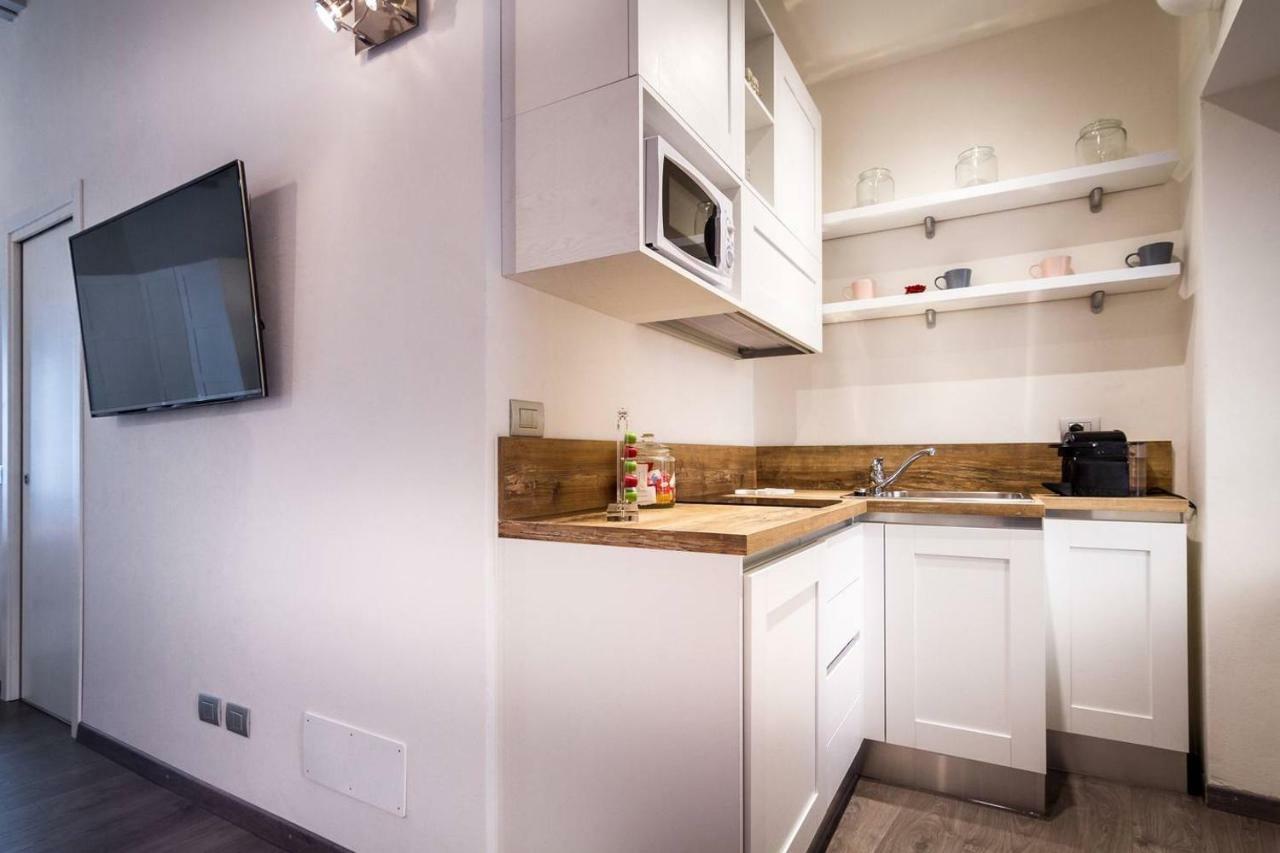 Apartamento Joivy Chic Studio In Como Centre Exterior foto